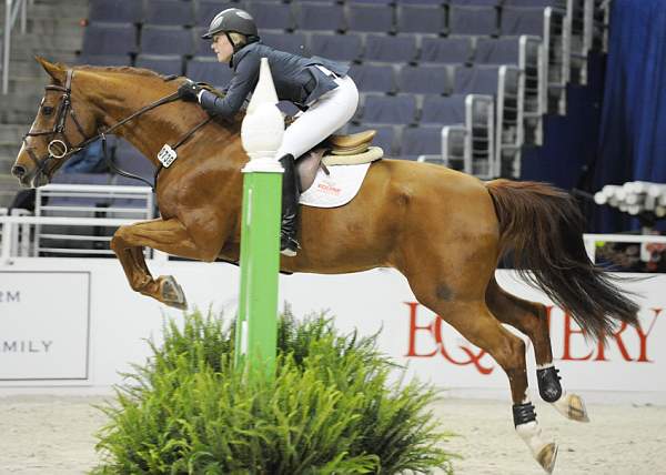 WIHS-10-21-09-AdultJprCh-DSC_3521-Oyster-KenzieDonovan-DDeRosaPhoto.jpg