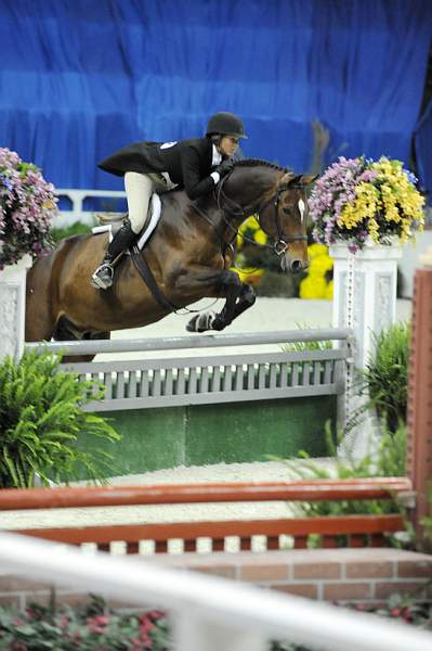 WIHS-10-20-09-DSC_1109-SurfsUp-CindySchmidt-DDeRosaPhoto.jpg