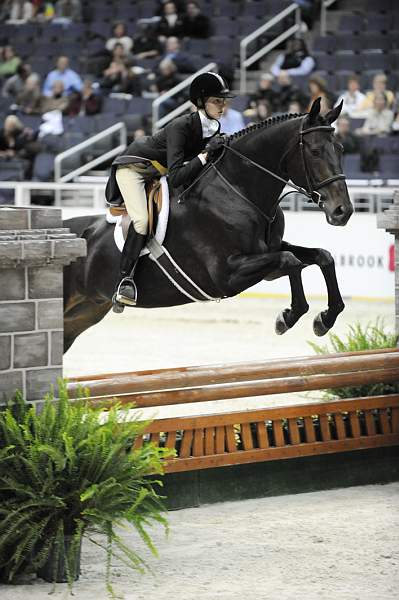 WIHS-10-20-09-DSC_0729-PerfectLanding-NickiLachapelle-DDeRosaPhoto.jpg