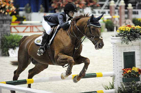 WIHS-10-21-09-DSC_2899-WIHSChildJpr-GoldenBoy-AnneGardner-DDeRosaPhoto.jpg