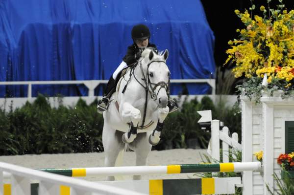 WIHS-10-21-09-DSC_2933-WIHSChildJpr-KindaBlue-MadelineThatcher-DDeRosaPhoto.jpg