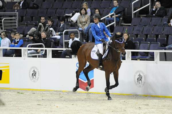 WIHS-10-21-09-DSC_2954-WIHSChildJpr-Vorst-AlexaAdelson-DDeRosaPhoto.jpg