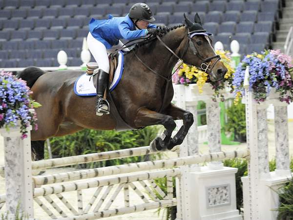 WIHS-10-21-09-DSC_3098-WIHSChildJpr-Fairplay-AlexVespico-DDeRosaPhoto.jpg