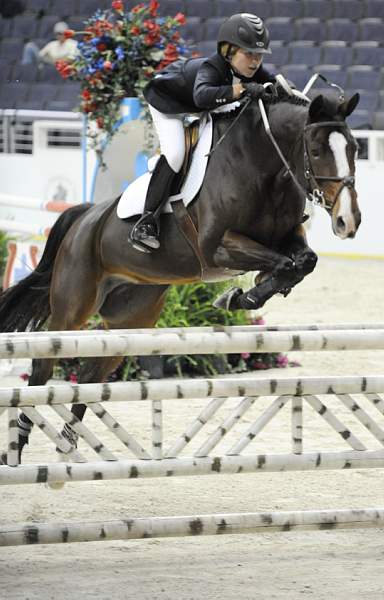 WIHS-10-21-09-DSC_3152-WIHSChJpr-IbiziaDeMalle-LucilleOken-DDeRosaPhoto.jpg