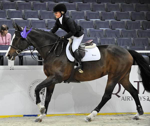 WIHS-10-21-09-DSC_3262-WIHSChJpr-QueenofHearts-ChloeReid-DDeRosaPhoto.jpg