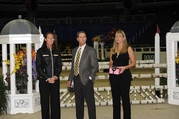 WIHS-10-24-10-Cl182-WIHSJrEqJpr-DER_8539-JenGlass-DDeRosaPhoto.jpg