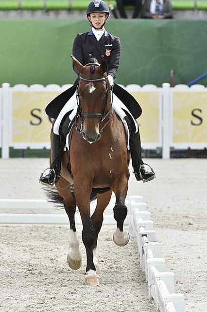 WEG1-Dressage-8-26-14-GPTeam-0007678-LauraGraves-Verdades-USA-DDeRosaPhoto