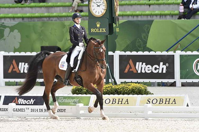 WEG1-Dressage-8-26-14-GPTeam-0007721-LauraGraves-Verdades-USA-DDeRosaPhoto