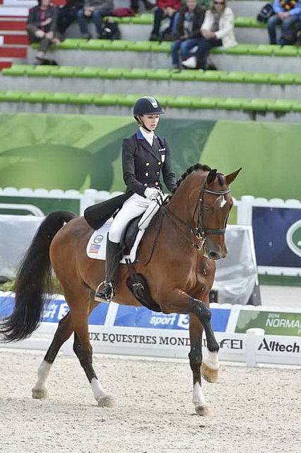 WEG1-Dressage-8-26-14-GPTeam-0007740-LauraGraves-Verdades-USA-DDeRosaPhoto