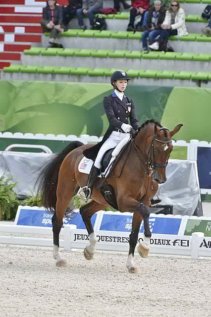 WEG1-Dressage-8-26-14-GPTeam-0007771-LauraGraves-Verdades-USA-DDeRosaPhoto