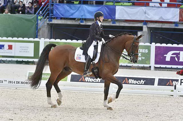 WEG1-Dressage-8-26-14-GPTeam-0007808-LauraGraves-Verdades-USA-DDeRosaPhoto