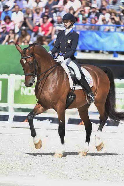 WEG1-Dressage-Freestyle-0006211-LauraGraves-Verdades-USA-DDeRosaPhoto