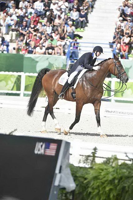 WEG1-Dressage-Freestyle-0006297-LauraGraves-Verdades-USA-DDeRosaPhoto