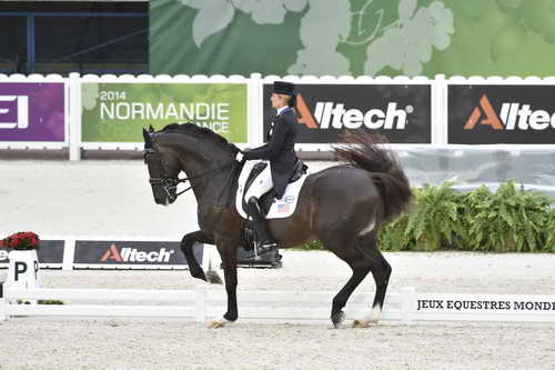 WEG-Dressage-8-25-14-GPTeam-0003919-TinaKonyot-CalectoV-USA-DDeRosaPhoto