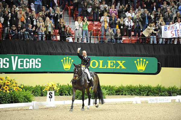 WorldCup-4-16-09-Dressage-801-SteffenPeters-Ravel-DDeRosaPhoto