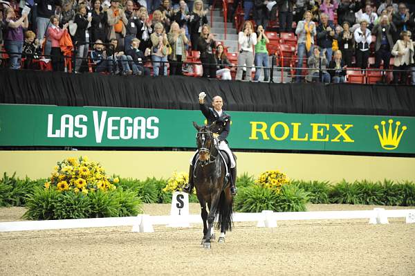 WorldCup-4-16-09-Dressage-802-SteffenPeters-Ravel-DDeRosaPhoto