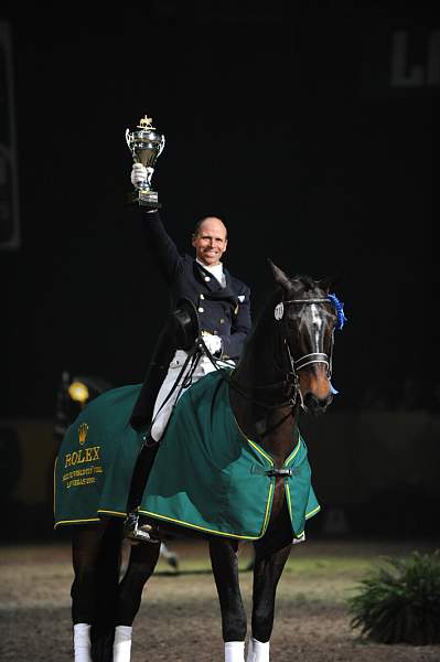 WorldCup-4-18-09-DressageAwardsFinal-661-SteffenPeters-Ravel-DDeRosaPhoto