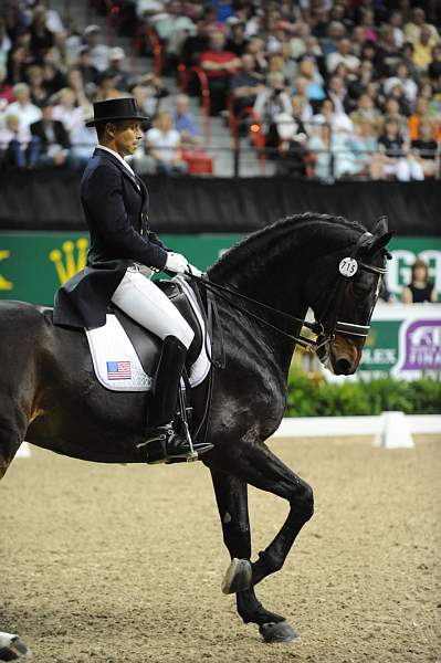 WorldCup-4-18-09-DressageFreestyle-448-DDeRosaPhoto