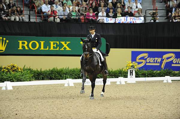 WorldCup-4-18-09-DressageFreestyle-423-DDeRosaPhoto