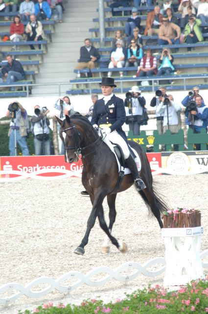022-LeslieMorse-TipTop962-WEG-8-23-06-_DeRosaPhoto.JPG