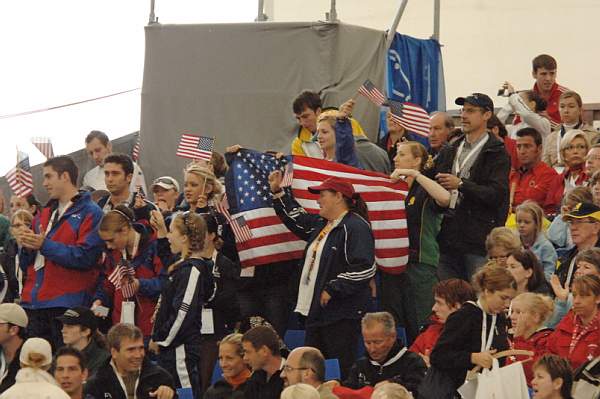 081-WEG-Vaulting-8-24-06-Flags-DeRosaPhoto.jpg