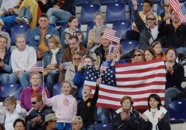 272-WEG-Vaulting-8-24-06-Flags-DeRosaPhoto-crop.jpg