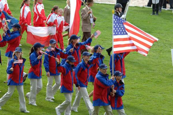 341-WEG-8-20-06-Flags-DDeRosaPhoto.jpg